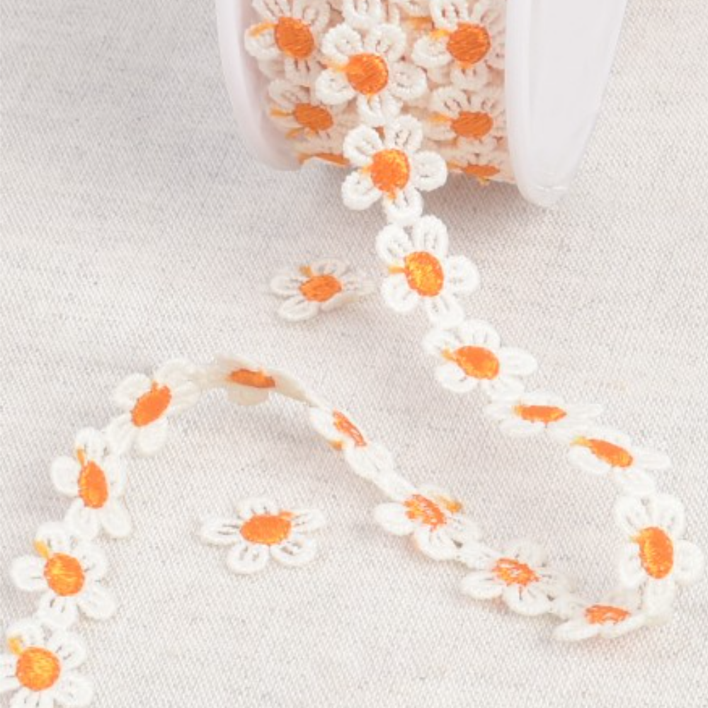 13mm Daisy Guipure Lace - White/Orange